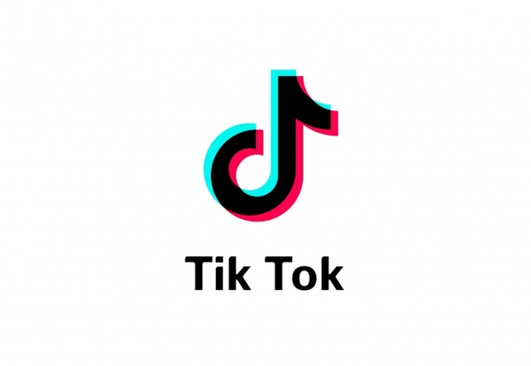 夜キャリ公式TikTokで最新情報をお届け中！