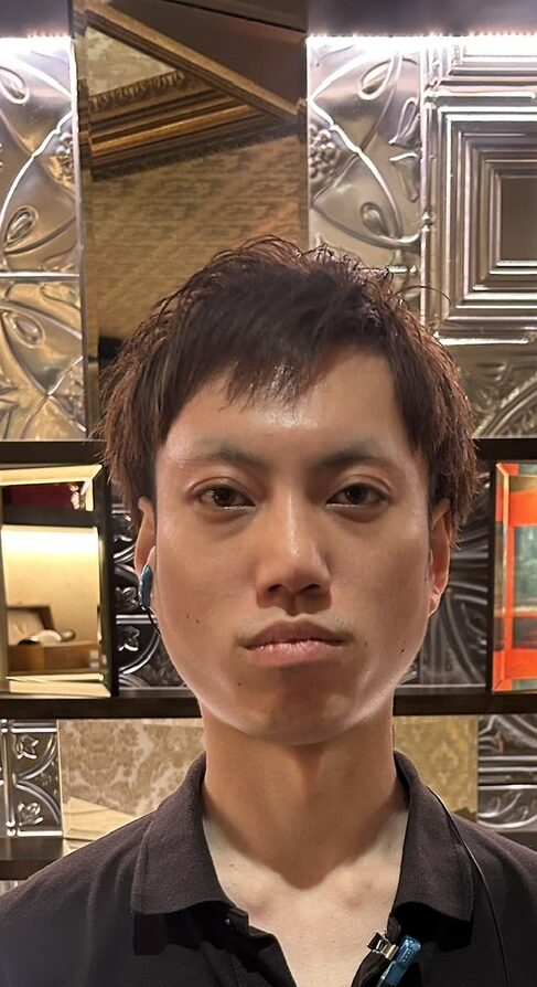 課長　鈴木さん